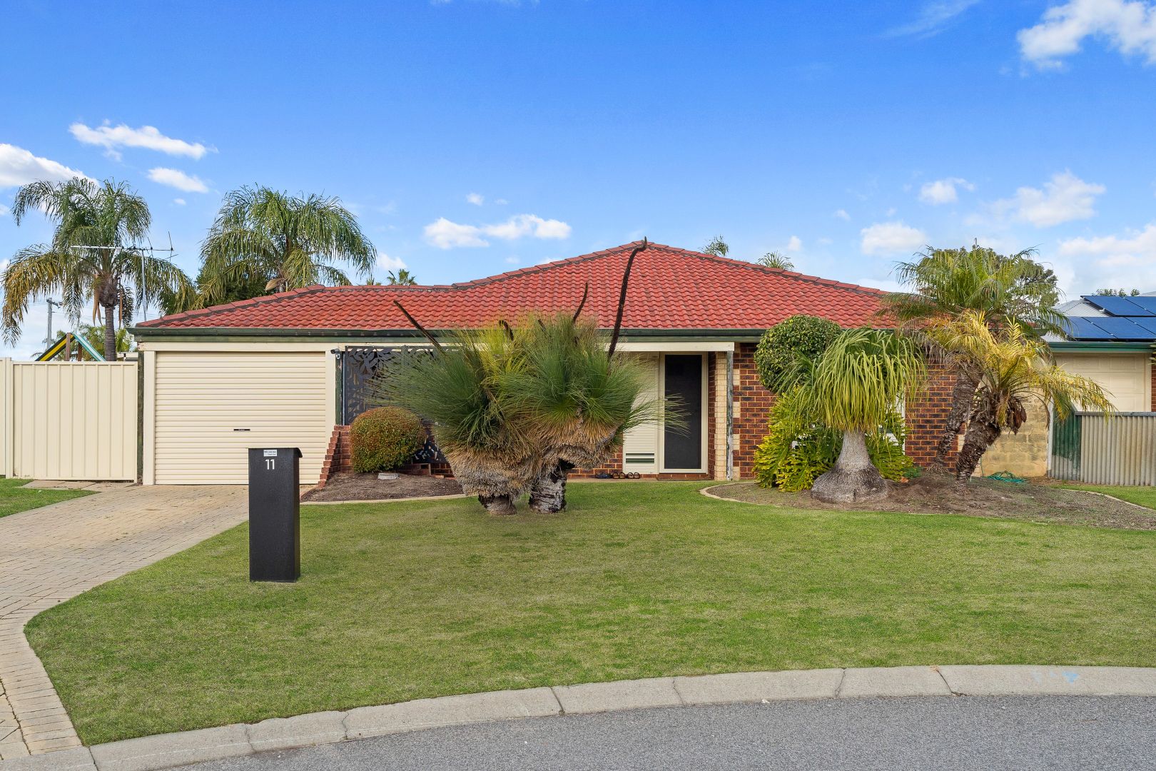 11 Mackay Place, Cooloongup WA 6168, Image 1