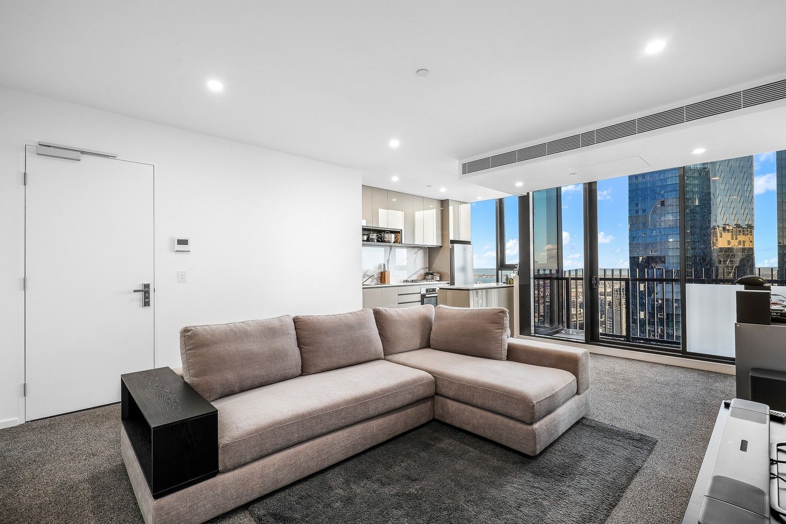3 bedrooms Apartment / Unit / Flat in 5512/560 Lonsdale St MELBOURNE VIC, 3000