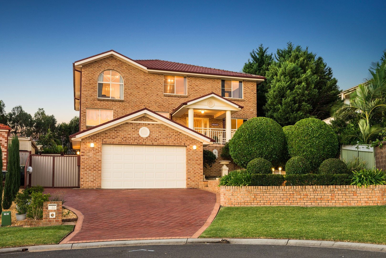 33 Glenavon Place, Glen Alpine NSW 2560, Image 0