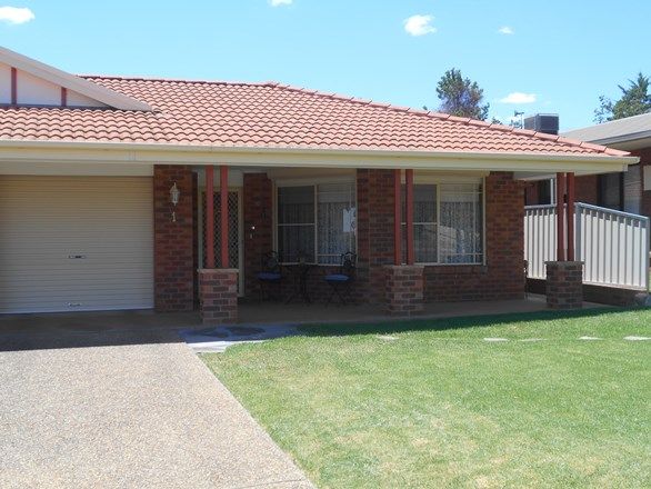 Picture of 1/32 Pineview Circuit, YOUNG NSW 2594
