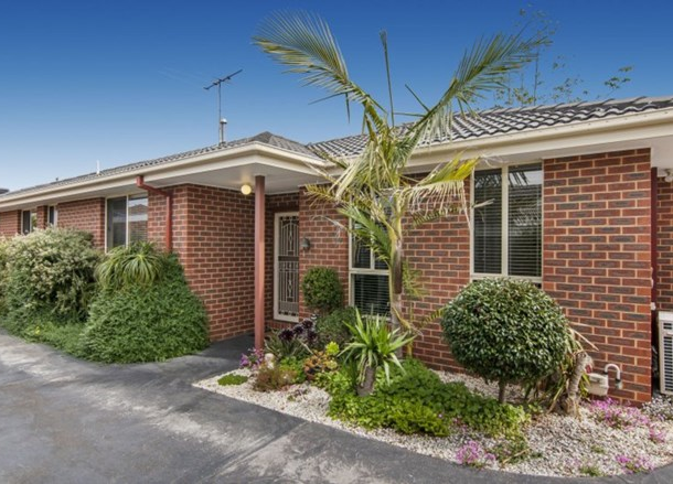 2/26 Warranilla Avenue, Rosebud VIC 3939