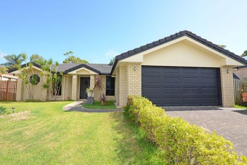 12 La Borde Court, URRAWEEN QLD 4655, Image 0