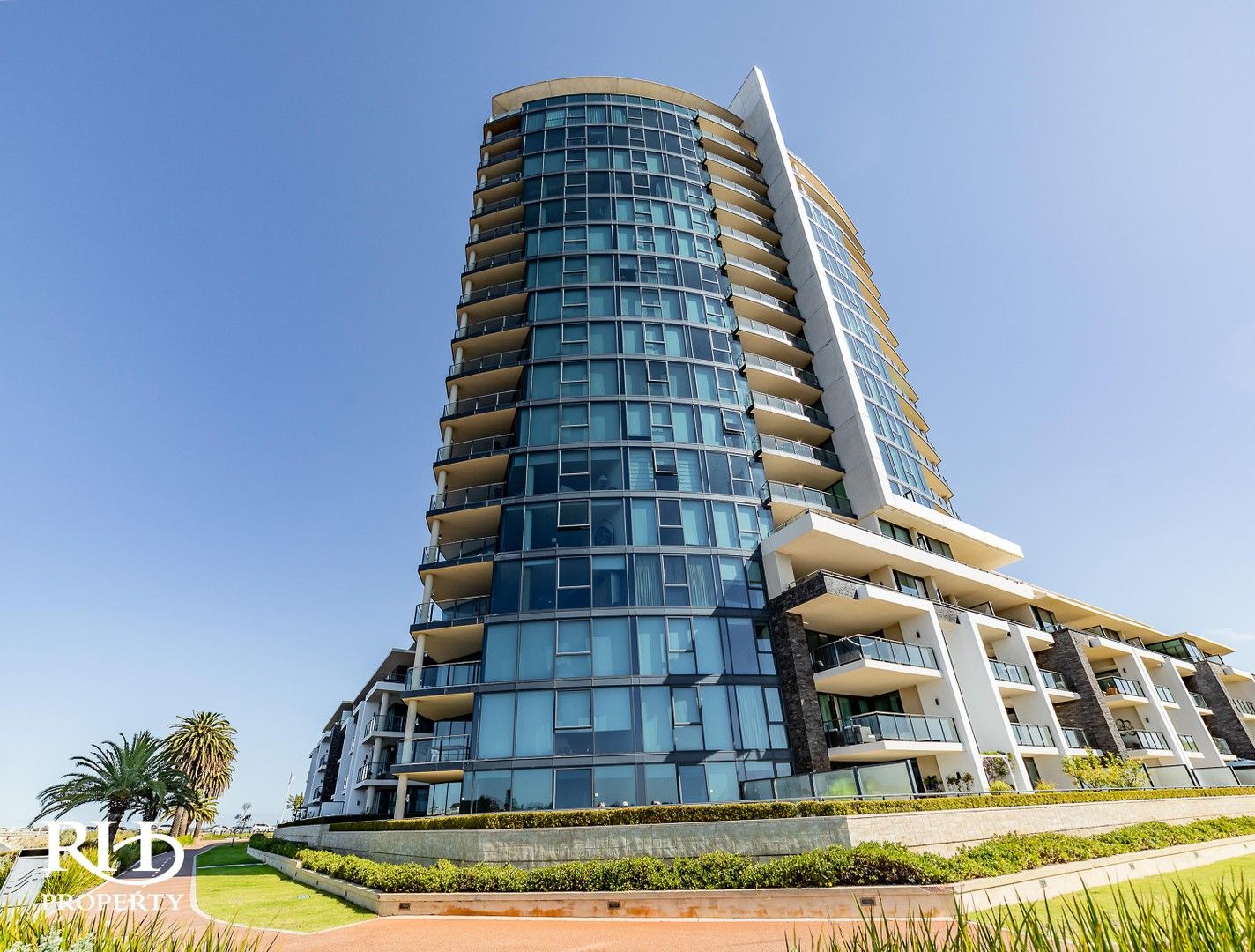 3 bedrooms Apartment / Unit / Flat in N1401/70-72 Canning Beach Road APPLECROSS WA, 6153