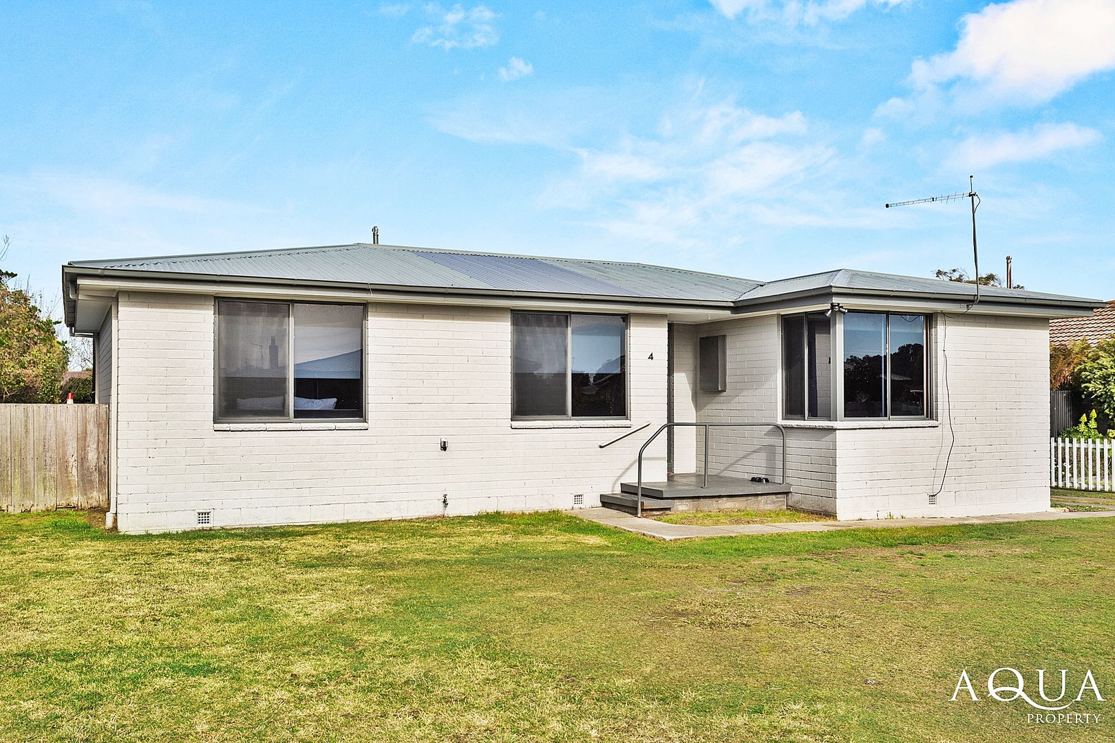 4 Roberts Avenue, George Town TAS 7253, Image 2