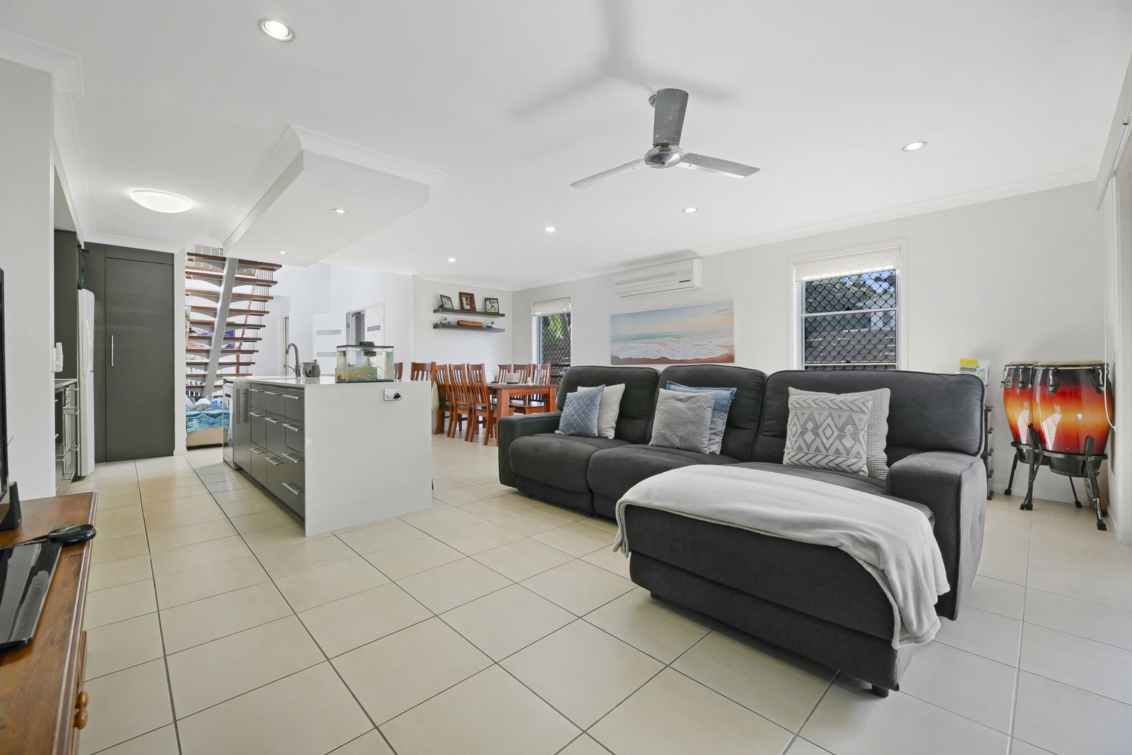 26 Porto Boulevard, Burleigh Waters QLD 4220, Image 2