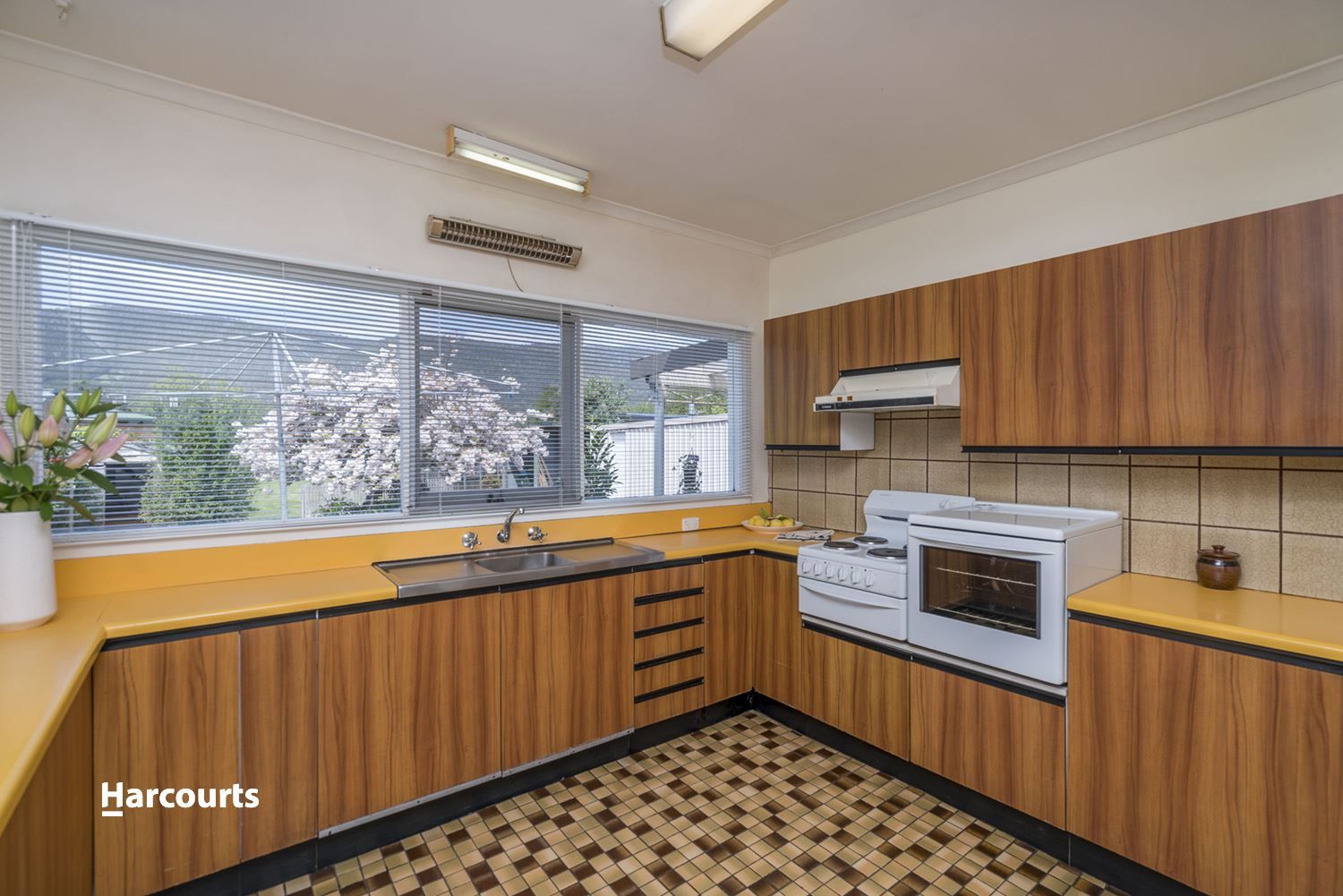 112 Main Street, Huonville TAS 7109, Image 2