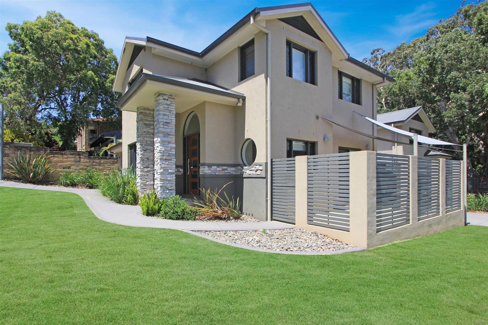 3 bedrooms Townhouse in 1/887 Ocean Drive BONNY HILLS NSW, 2445