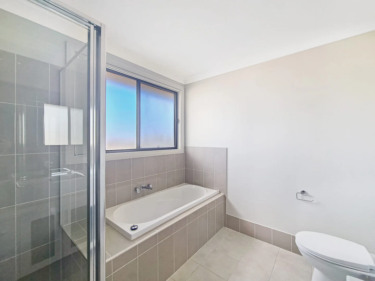 Additional image 6 of 20 Alinta Promenade, Jordan Springs NSW 2747