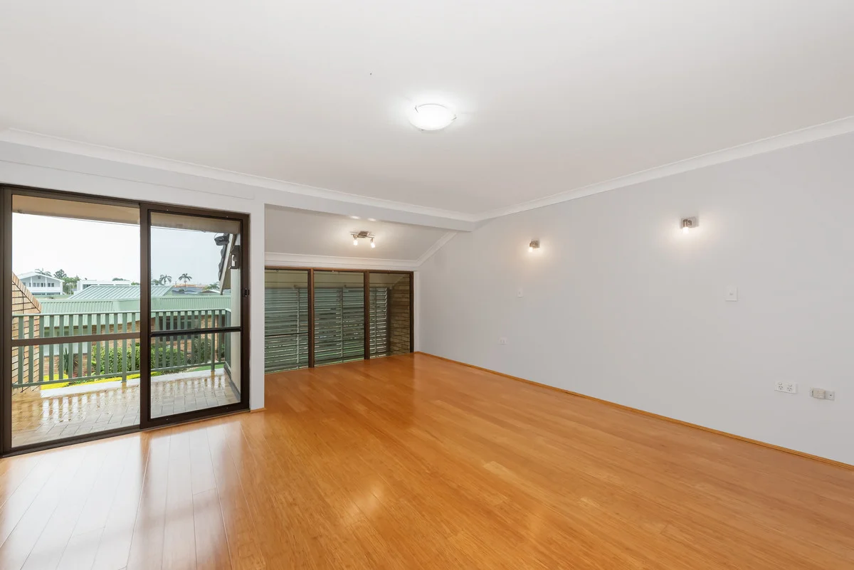 Additional image 11 of 10/33-39 Hooker Boulevard, Broadbeach Waters QLD 4218