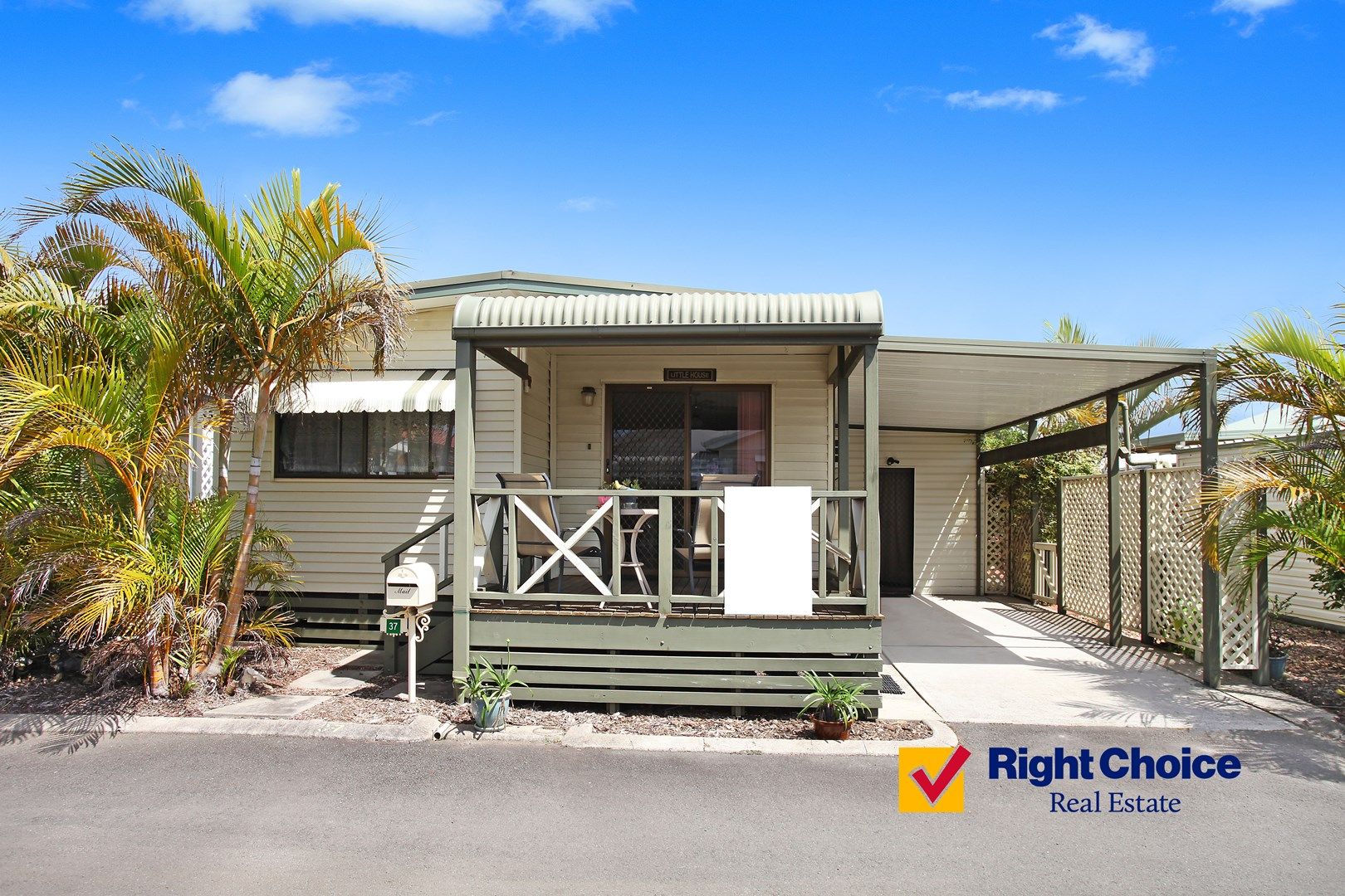 37 Melaleuca Crescent, Kanahooka NSW 2530, Image 0