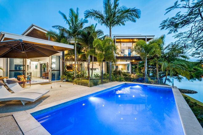 58, 5+ Bedroom Houses for Sale in Mermaid Waters, QLD, 4218 | Domain