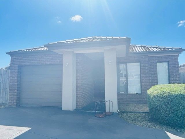 22 Devonport Court, Taylors Hill VIC 3037, Image 0