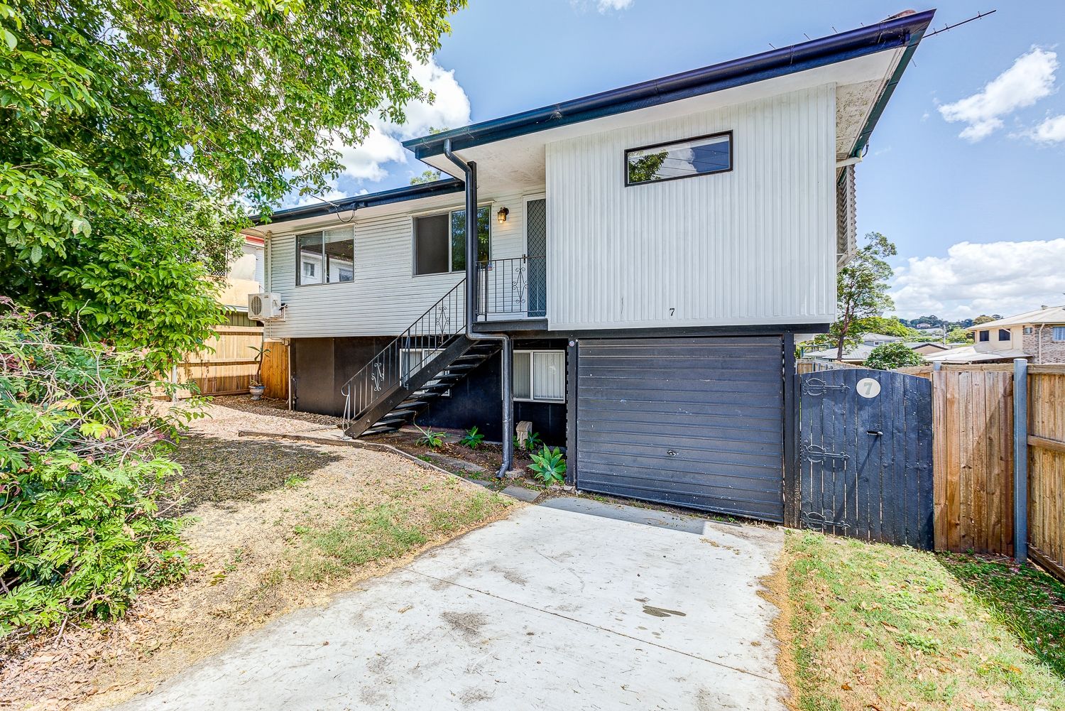 3 bedrooms House in 7 Barton Street UNDERWOOD QLD, 4119