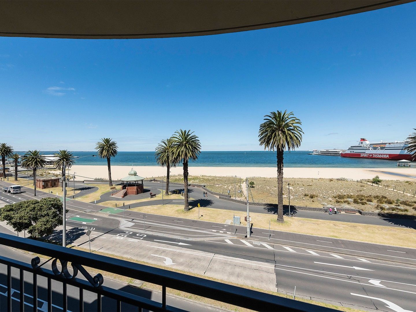 403/89 Beach Street, Port Melbourne VIC 3207, Image 0