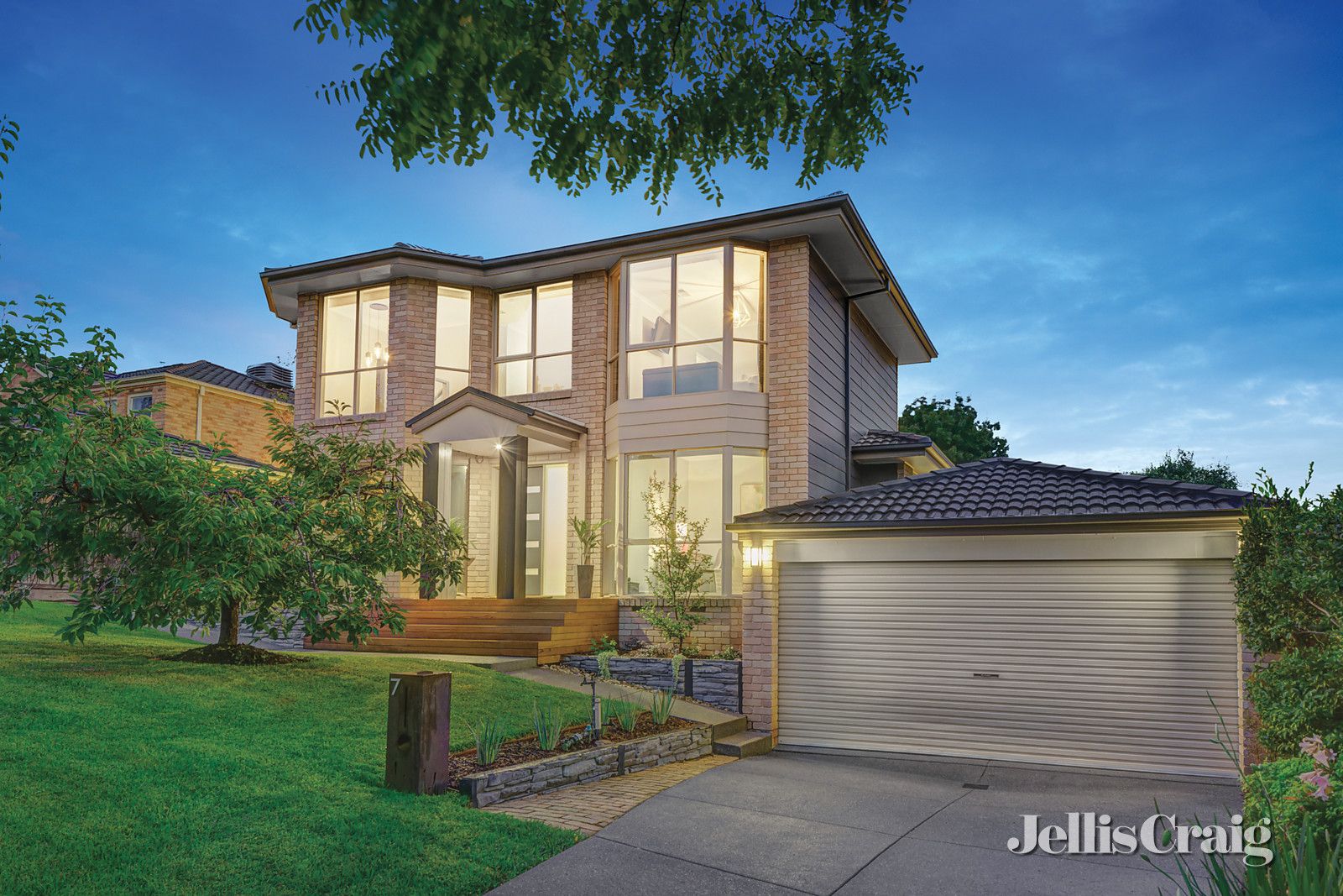 7 Bronte Court, Croydon North VIC 3136, Image 0