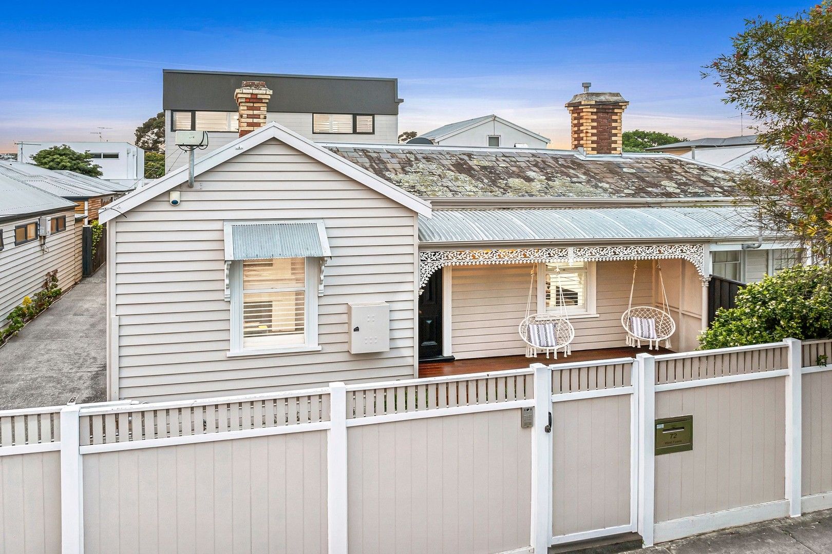 4 bedrooms House in 72 West Fyans Street NEWTOWN VIC, 3220