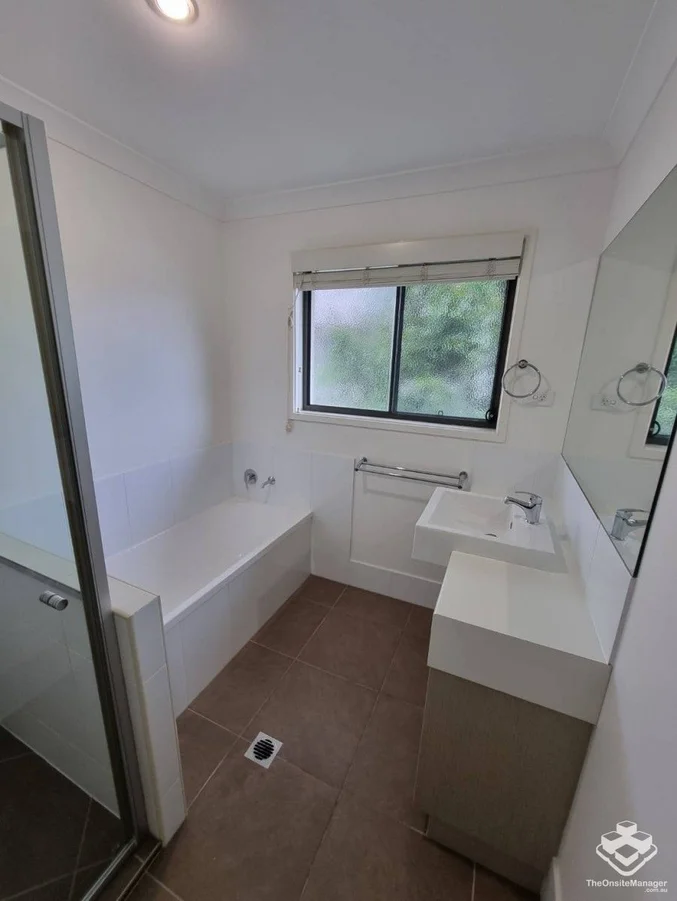 Additional image 13 of Calamvale QLD 4116