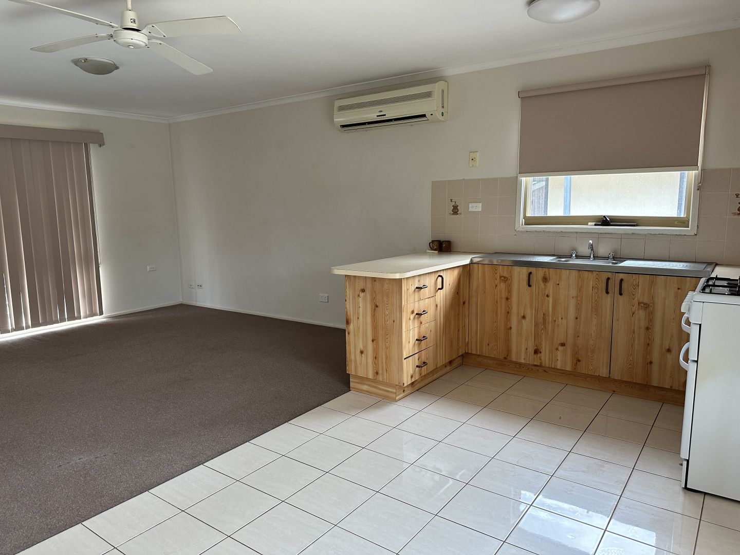 4A Beckington Crescent, Hampton Park VIC 3976 Apartment For Rent Domain