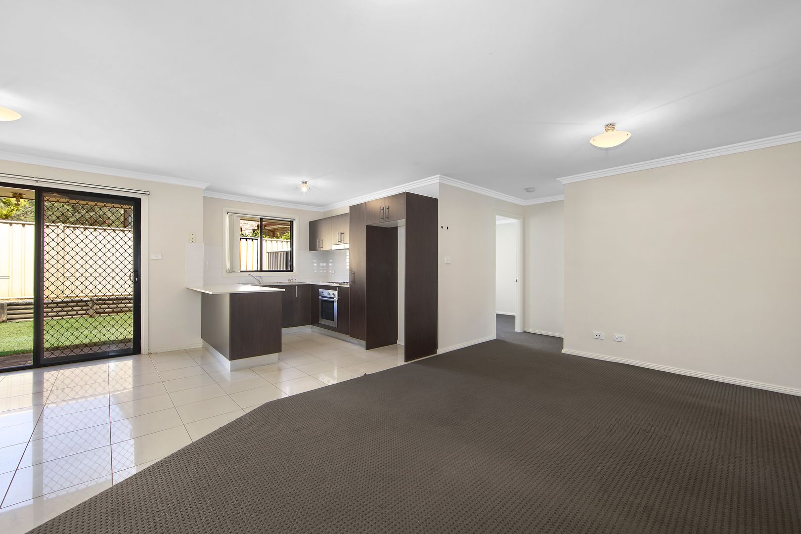4/33 Cutler Drive, Wyong NSW 2259, Image 2