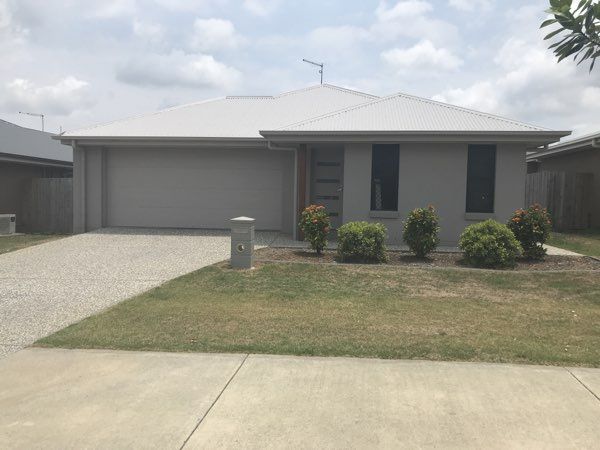 4 bedrooms House in 23 Augusta Blvd PIMPAMA QLD, 4209