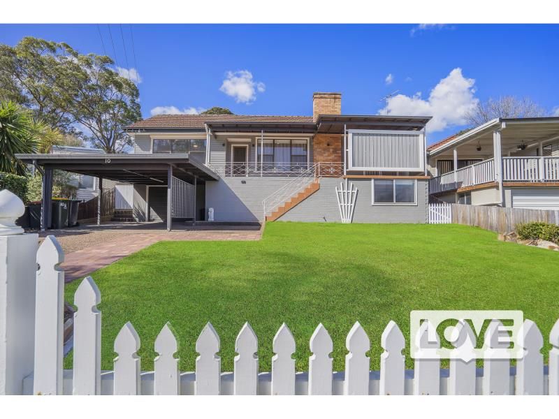 3 bedrooms House in 10 Branxton Street WARATAH WEST NSW, 2298