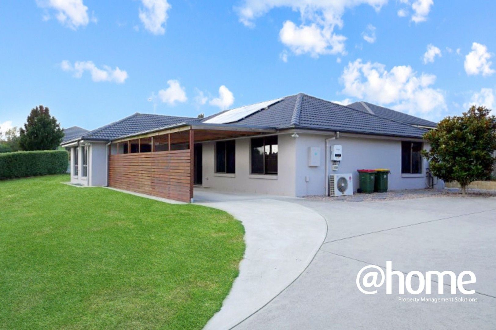 4 bedrooms House in 31 Wongarra Ave LEGANA TAS, 7277