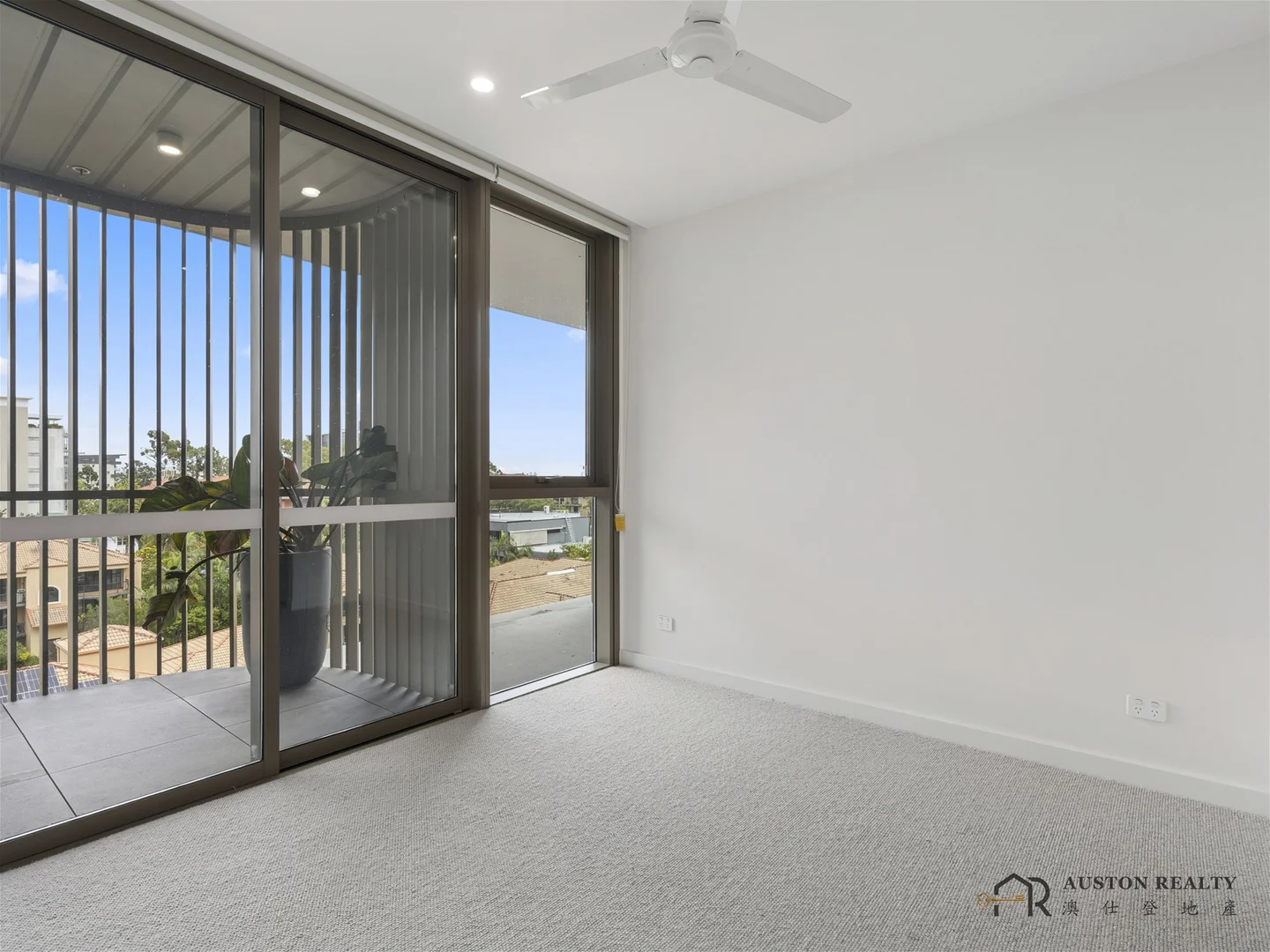 Additional image 7 of 704/15-17 Waverley Street, Southport QLD 4215