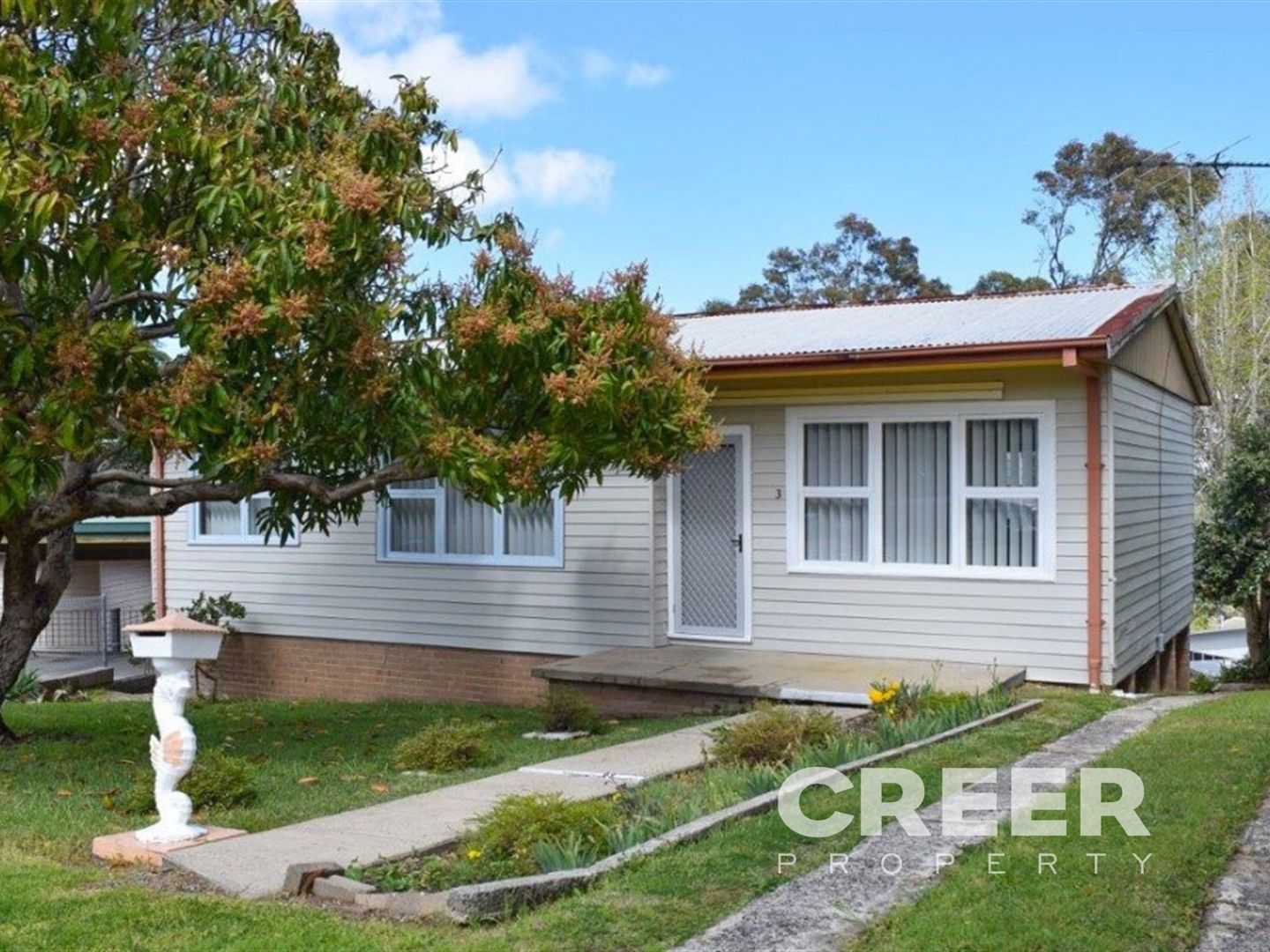 3 Gregory Parade, Warners Bay NSW 2282
