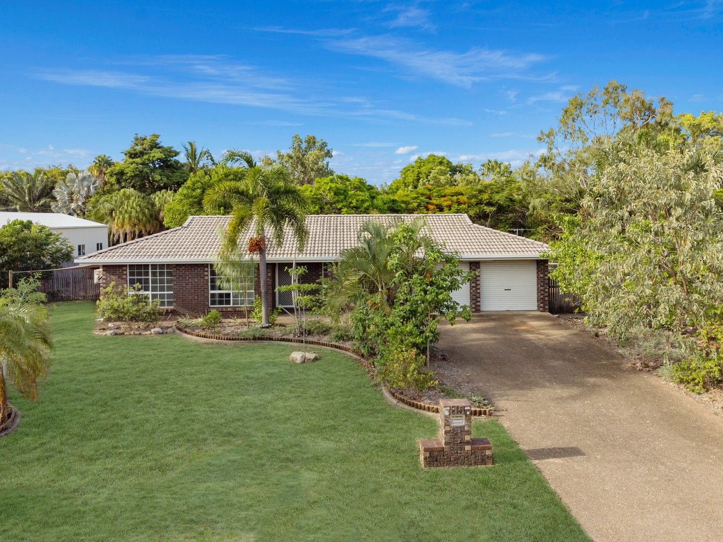 115 Marina Drive, Bushland Beach QLD 4818, Image 1