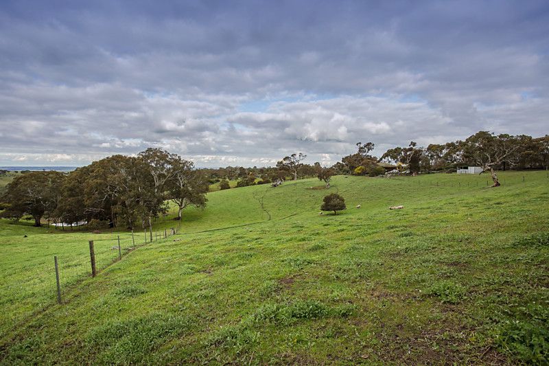 191 Hender Road, Mount Barker Springs SA 5251, Image 2