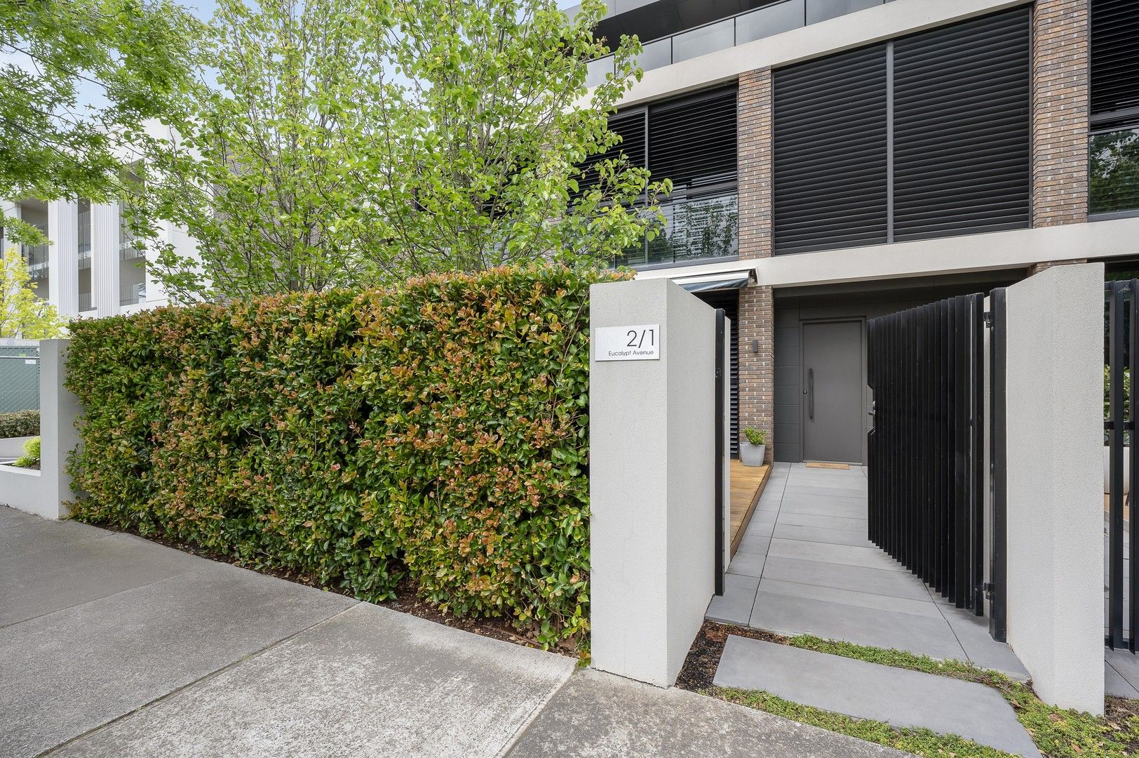 2 bedrooms Apartment / Unit / Flat in 2/1 Eucalypt Avenue MALVERN EAST VIC, 3145