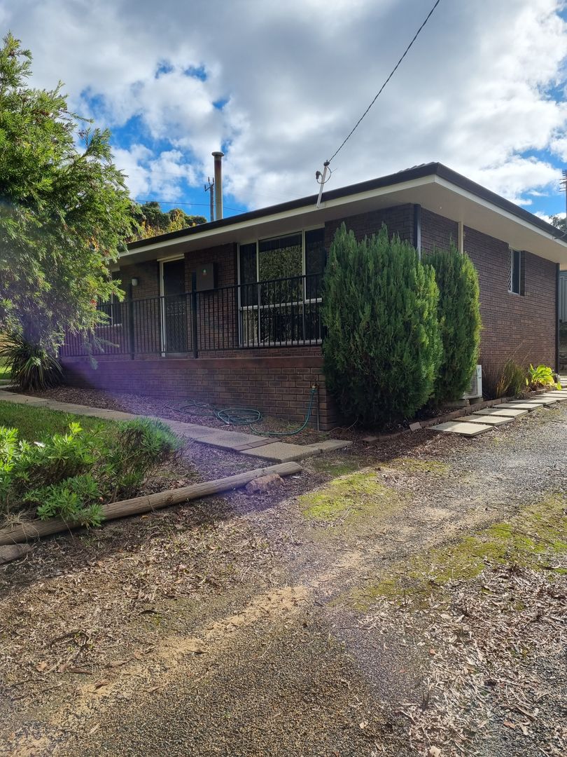 2 bedrooms House in 4 Lockley Avenue BRIDGETOWN WA, 6255