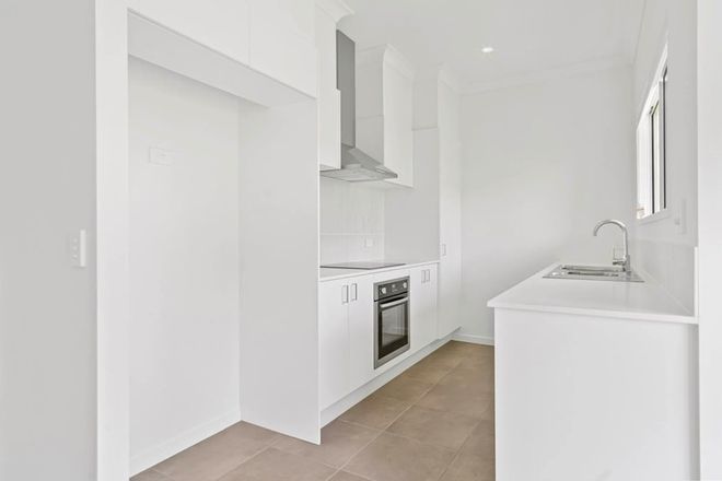 3 Koscuik Street Redbank Plains 4301 - Image 4