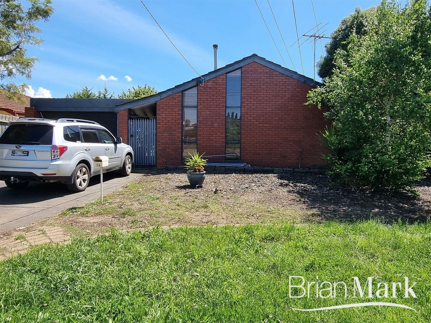 3 bedrooms House in 14 Quamby Court WERRIBEE VIC, 3030