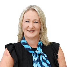 Harcourts Signature Sorell - Lisa Russell