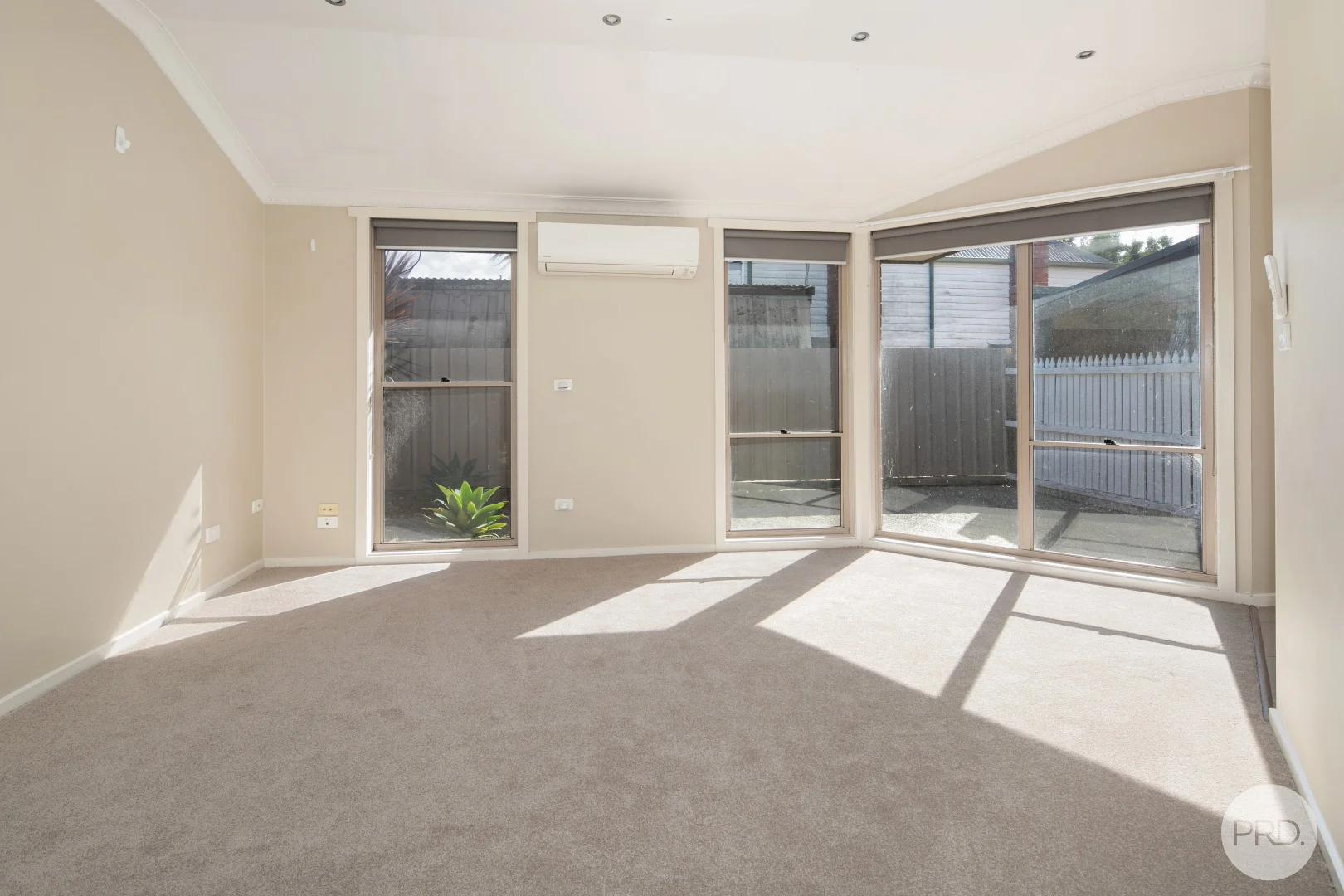 Additional image 3 of 1/69 Gillies Street South, Alfredton VIC 3350