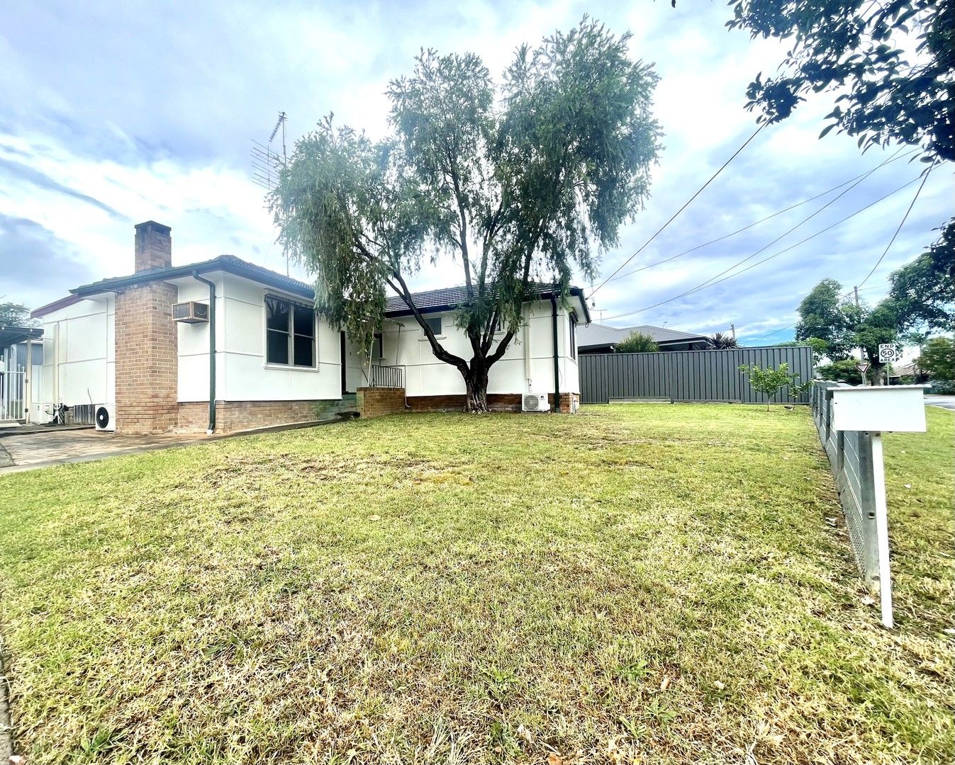 3 bedrooms House in 2 Chapman Avenue PENRITH NSW, 2750