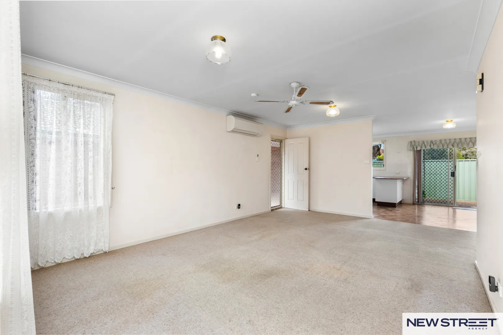 Central Swansea Living  Ideal for Downsizers & Retirees - Vista 6