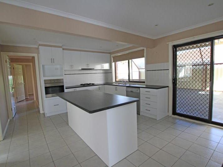 31 Sommers Drive, Altona Meadows VIC 3028 House For Rent Domain