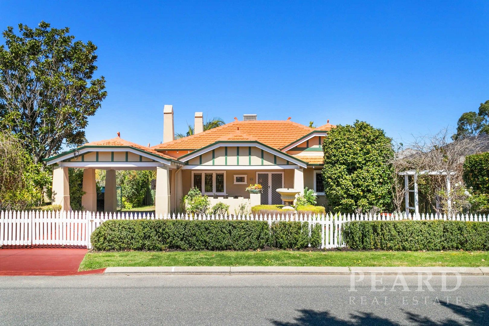 3 bedrooms House in 13 River Road CANNINGTON WA, 6107