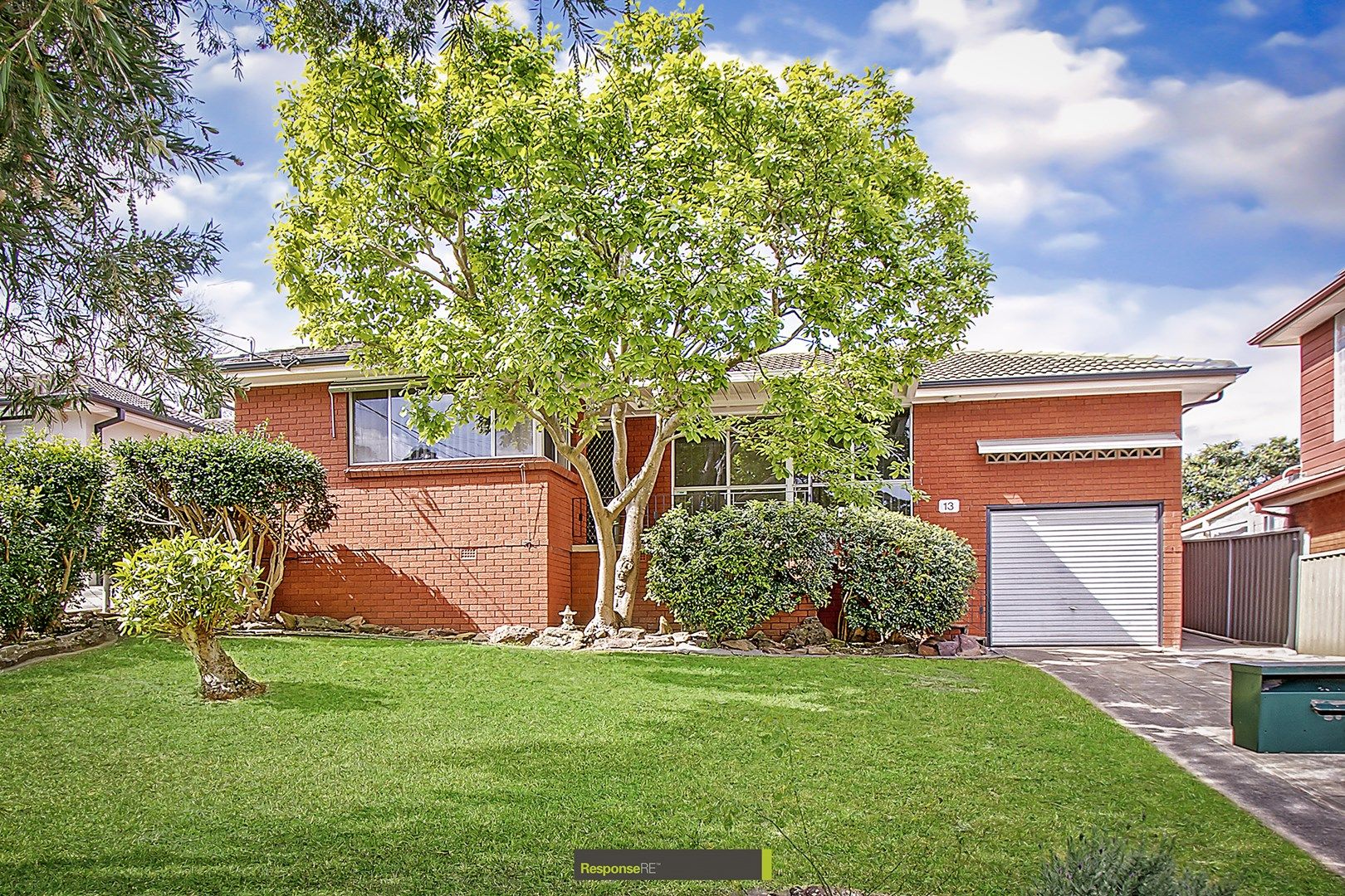 3 bedrooms House in 13 Reilleys Road WINSTON HILLS NSW, 2153