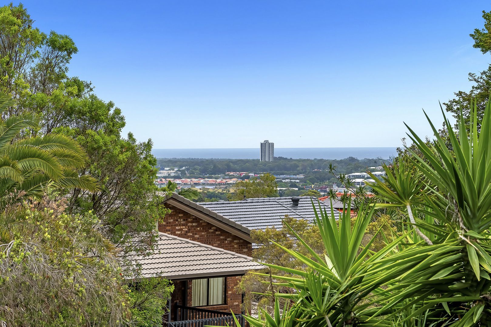 38 Kintyre Crescent, Banora Point NSW 2486, Image 1