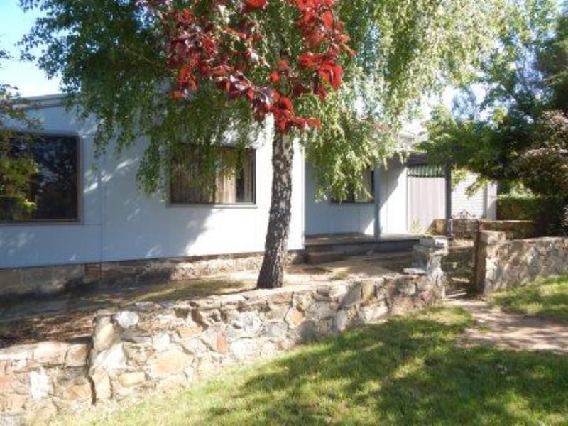 33 Commissioner Street, Cooma NSW 2630