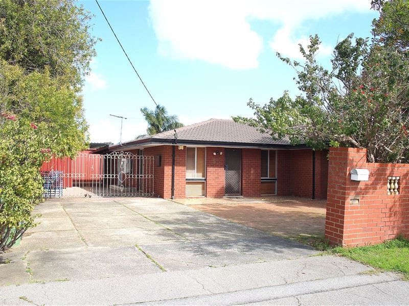 3 bedrooms House in 57 Stafford Road KENWICK WA, 6107