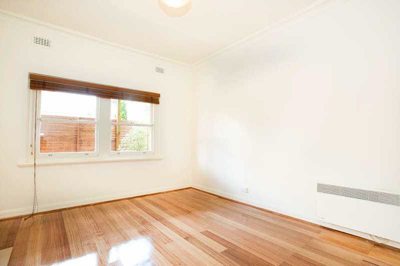 1/24 Chomley Street, Prahran VIC 3181, Image 2