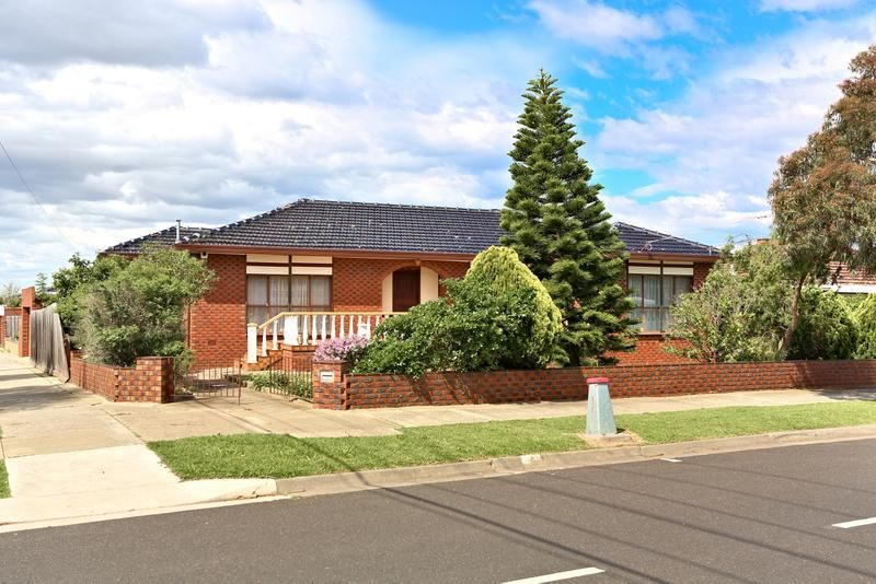 24 Regent Street, HADFIELD VIC 3046, Image 1