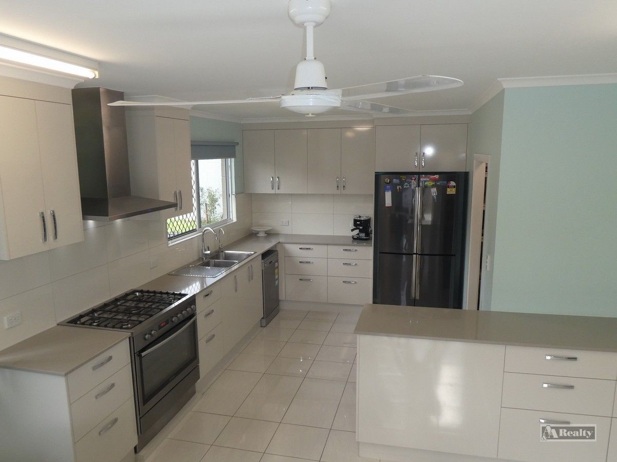 Kurrimine Beach QLD 4871 4 beds house for Sale, 480,000 2017093693