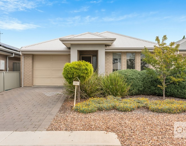 11 Arkle Place, Woodcroft SA 5162