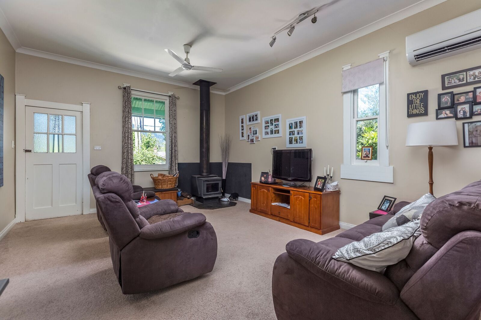 21 Primrose Street, Rosebery TAS 7470, Image 2