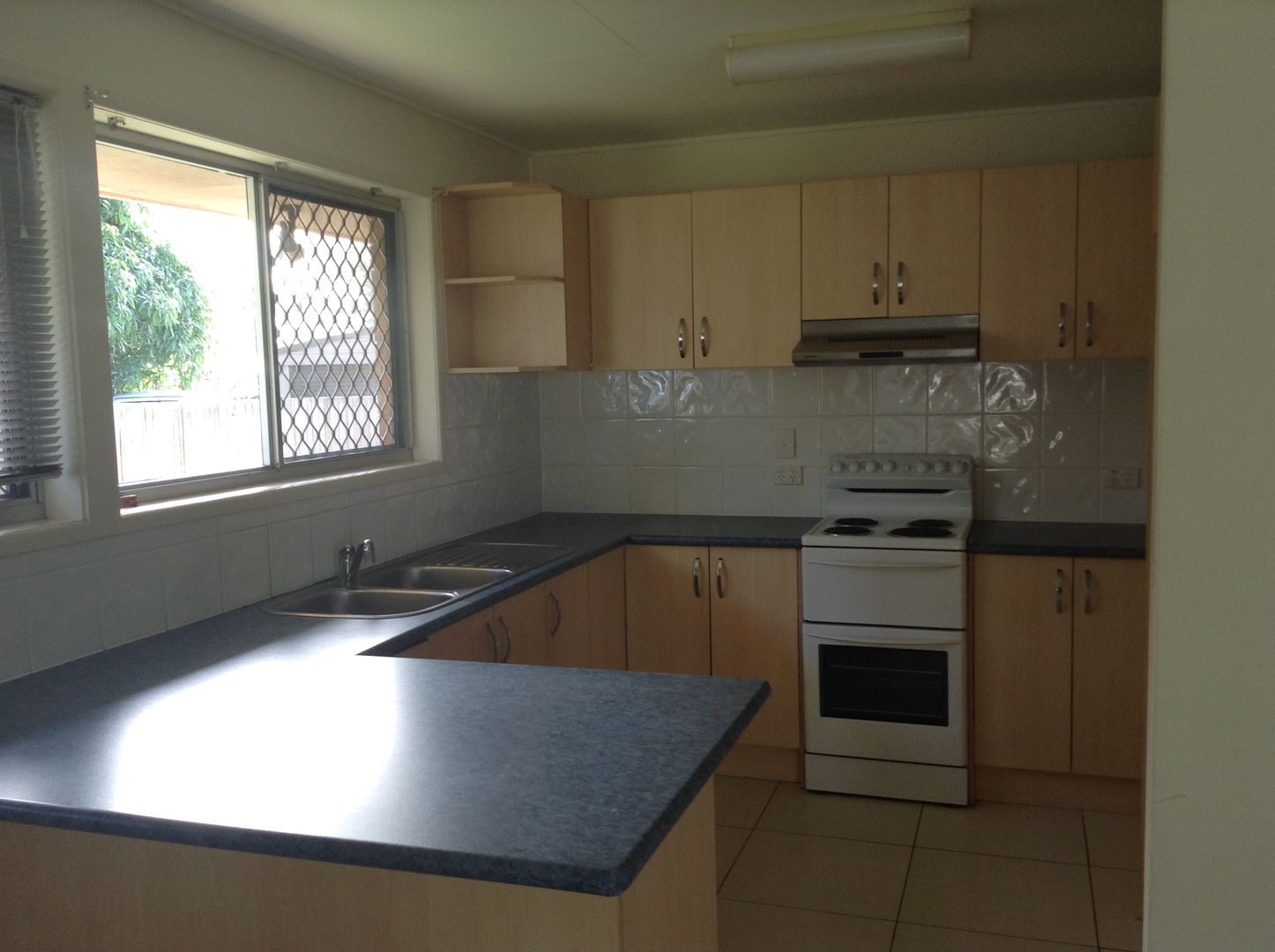 163 Sylvan Beach Esplanade, Bellara QLD 4507, Image 2